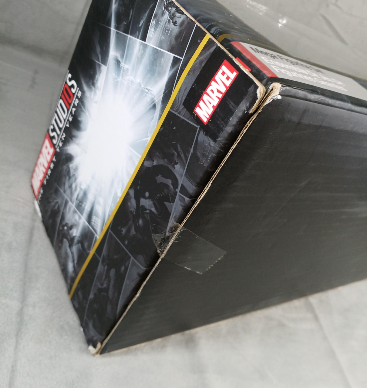 箱ダメージあり