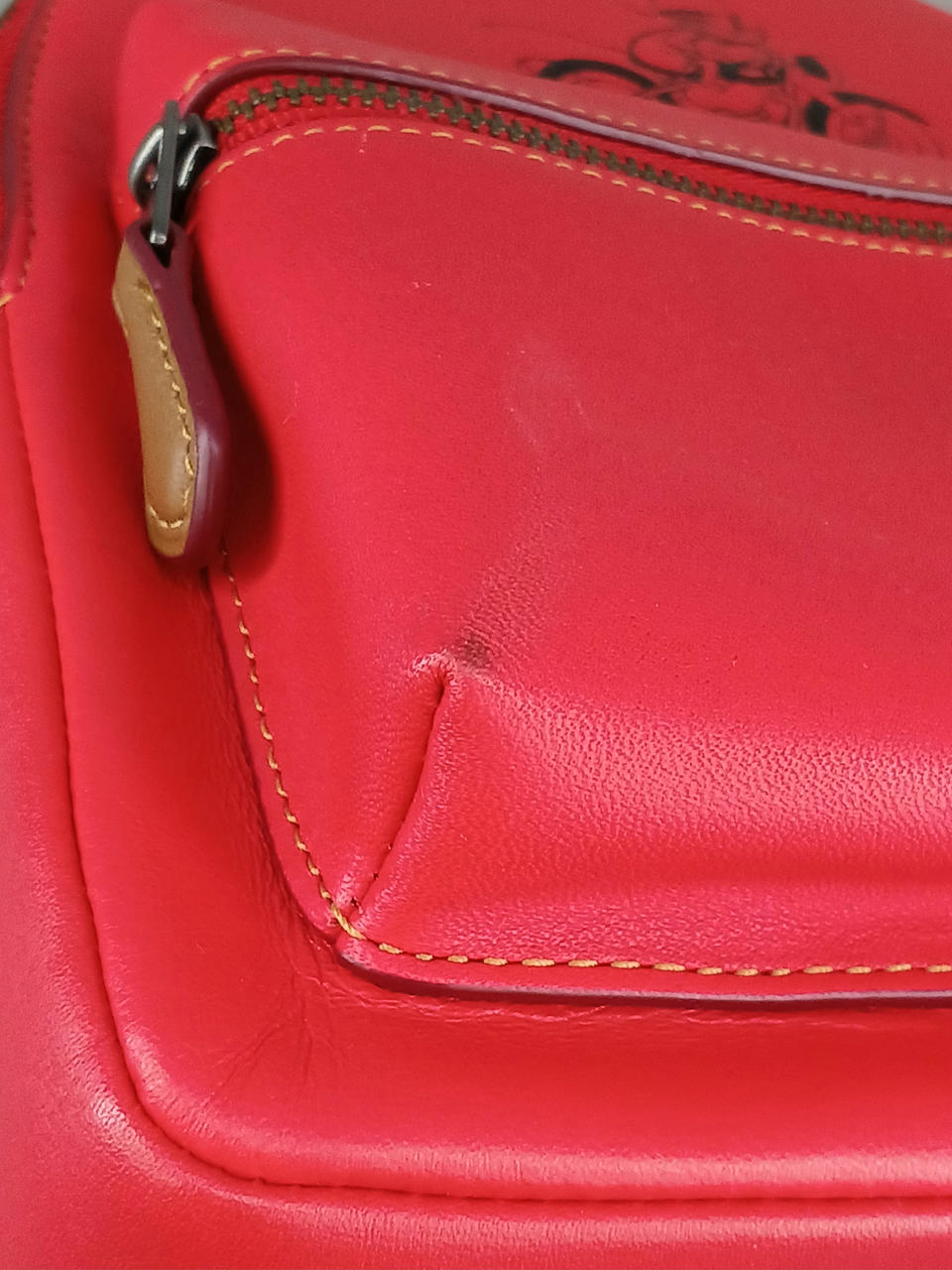 角ダメージあり