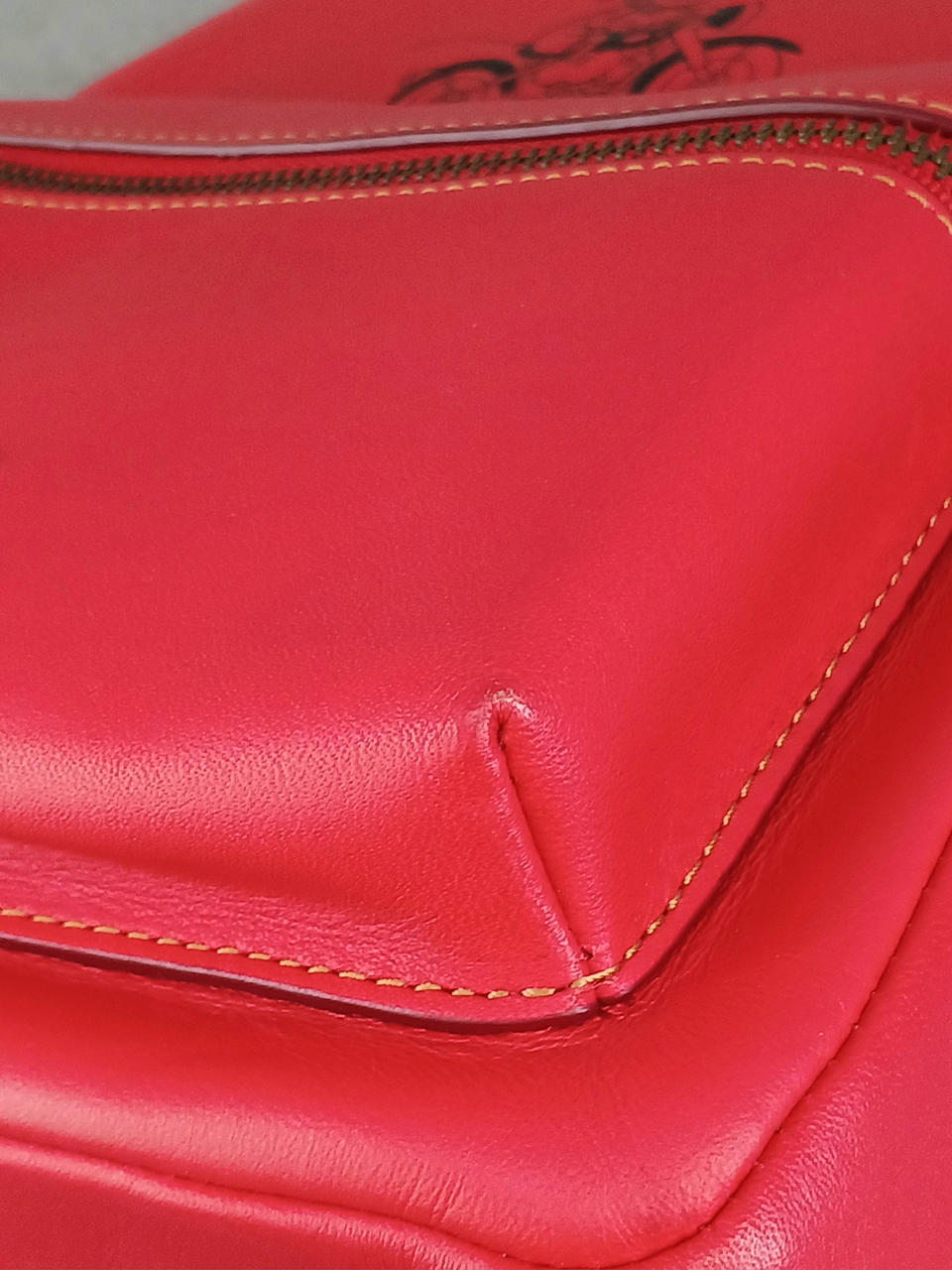 角ダメージあり