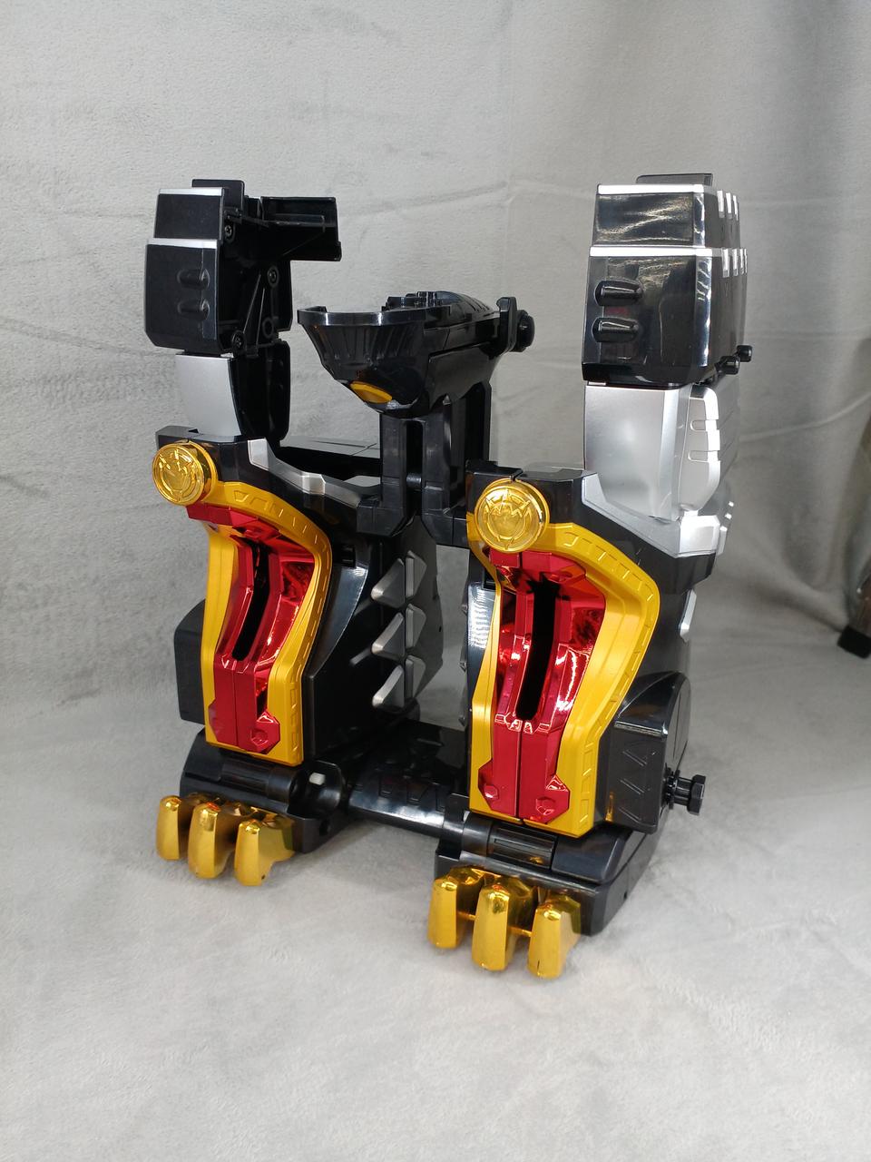 アームありません