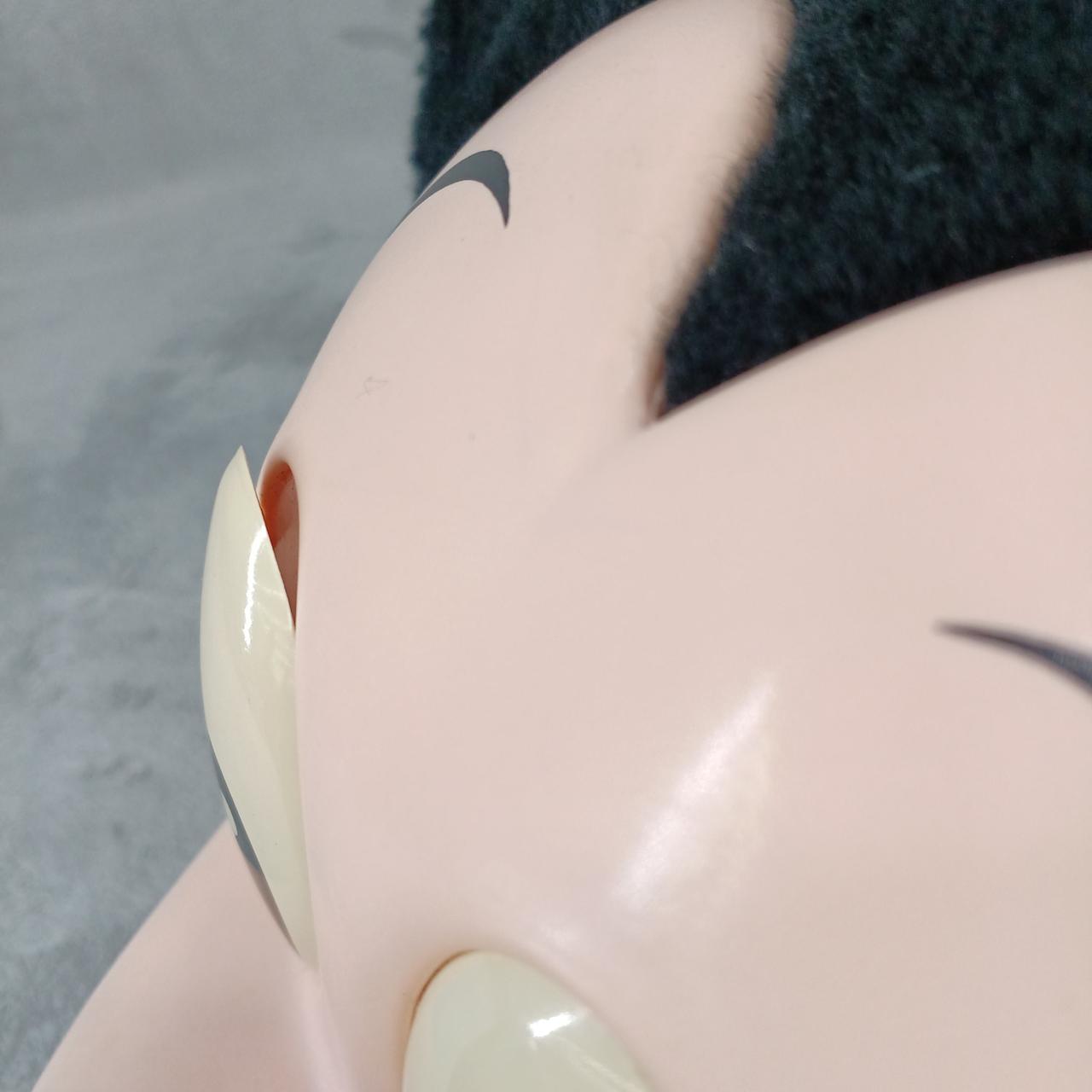 右目上部が浮いてきています