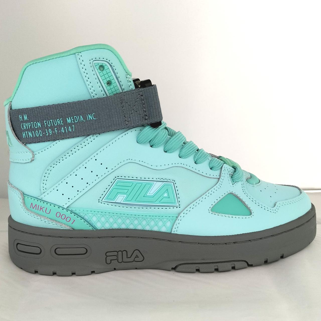 FILA初音ミク TERATACH 600 HI LIGHT BLUE/GRAY 初音ミク TERATACH 600 HI LIGHT BLUE/GREY （アクアブルー
