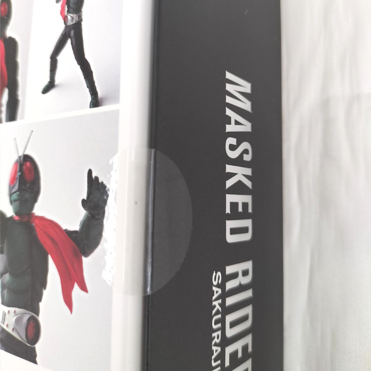 ※シール内に汚れがみられます