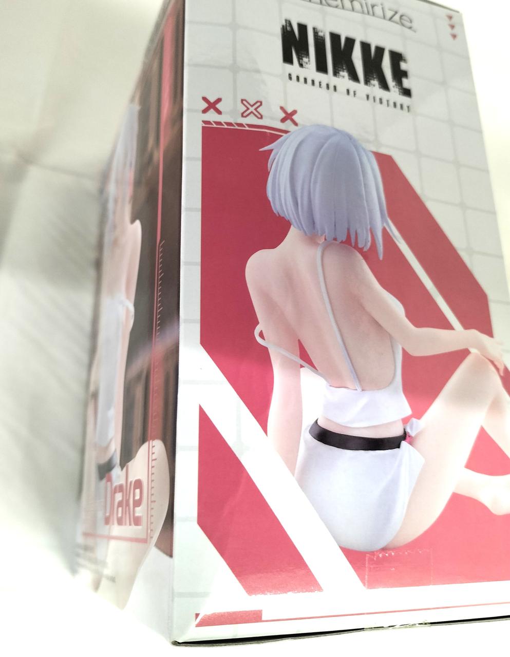 ※箱に歪みが有ります