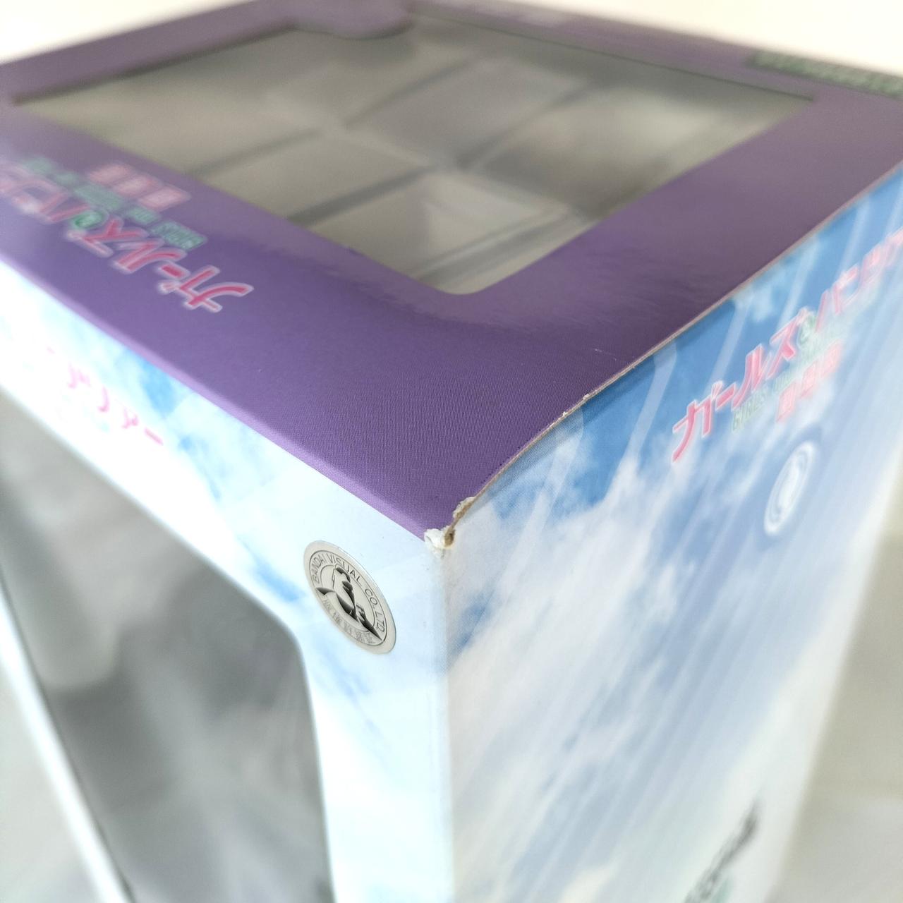 ※箱正面上部の角の剥がれが目立ちます