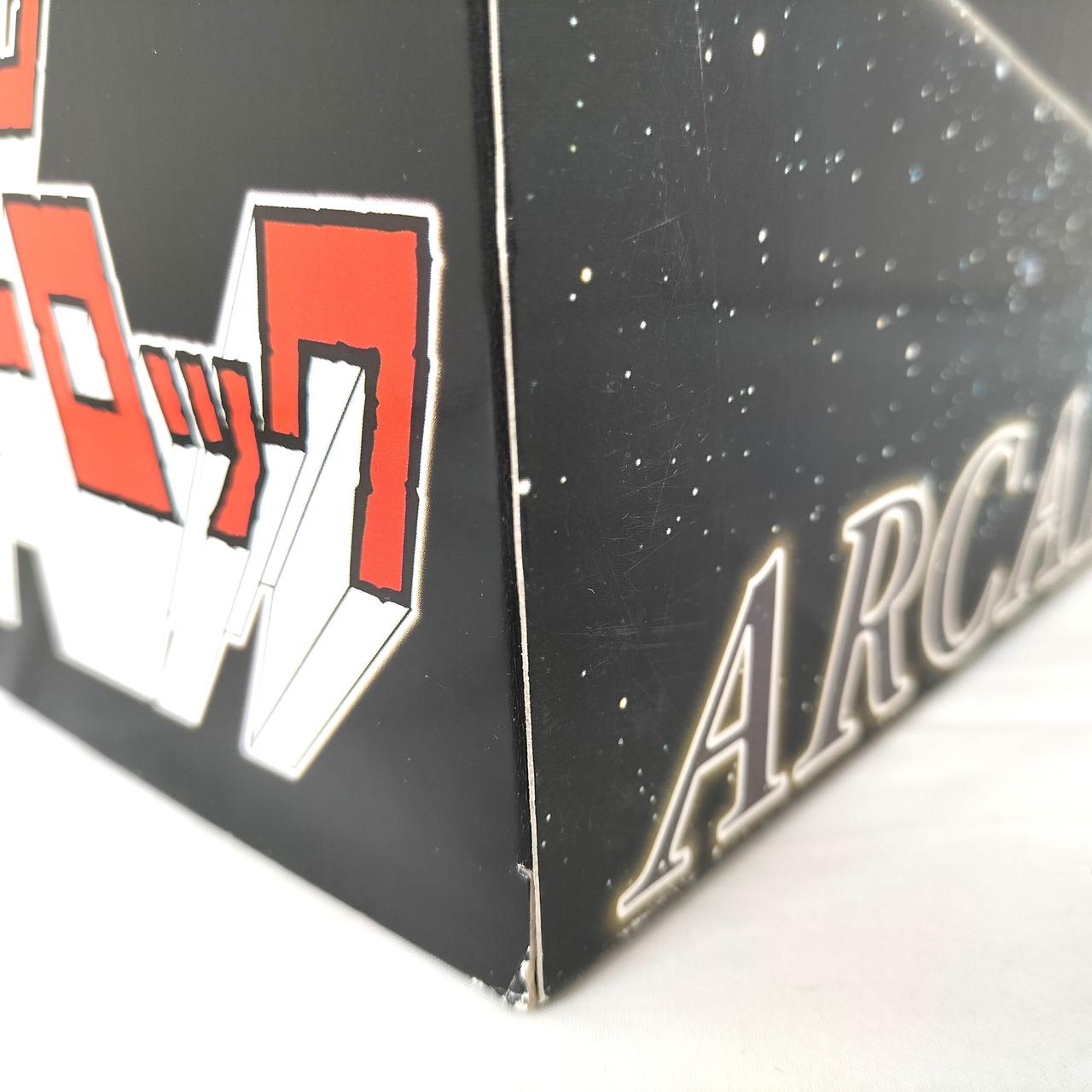 ※箱裏面は擦れ・角潰れが目立ちます。