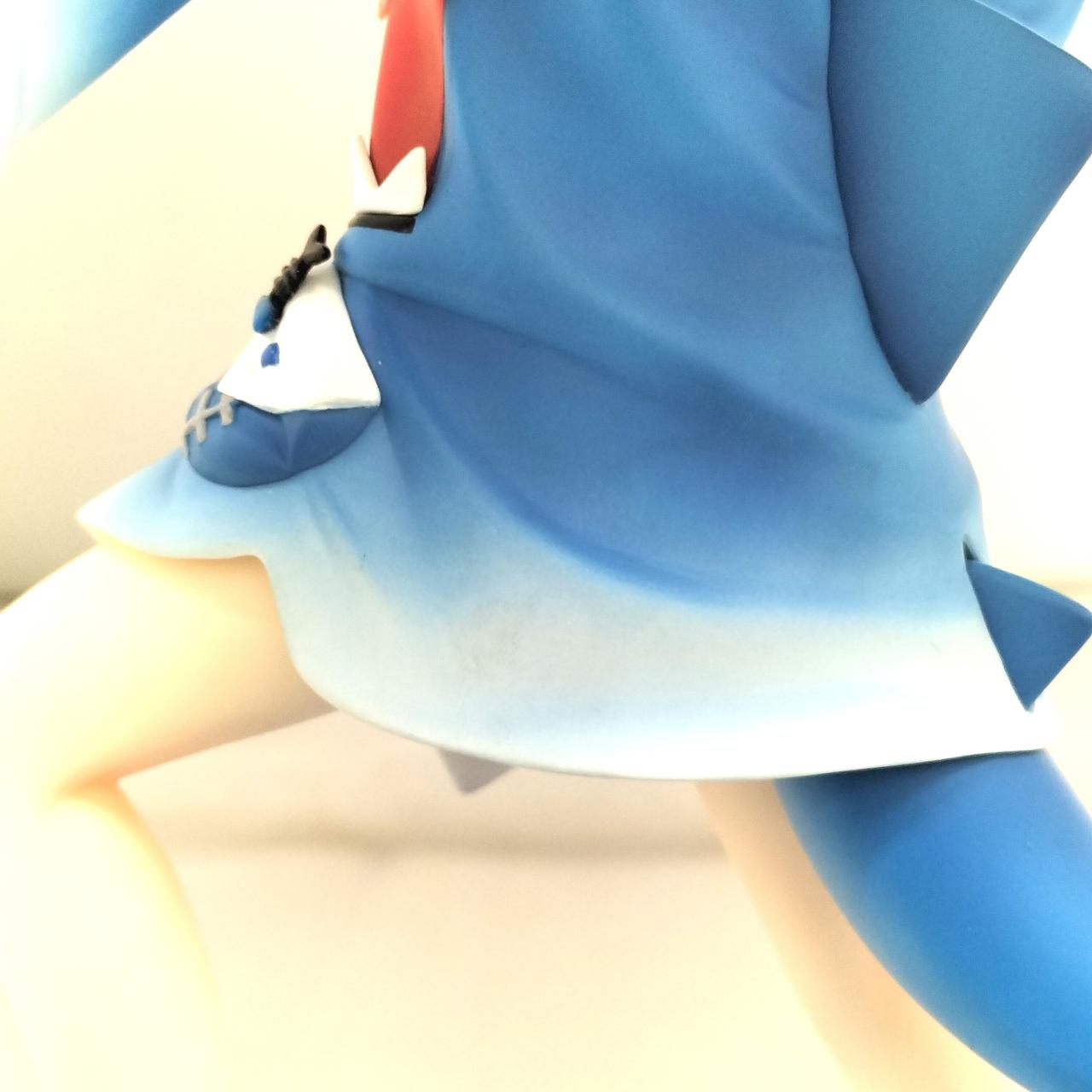 左裾色移りあり