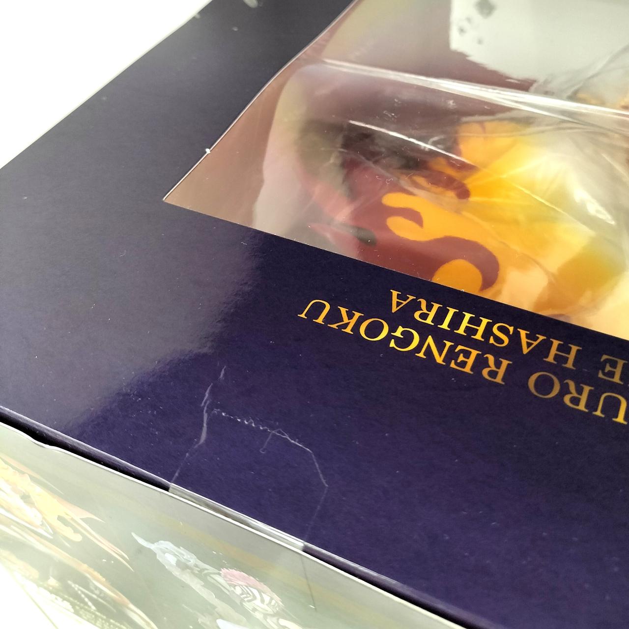 ※箱上部のテープ部に凹みが有ります