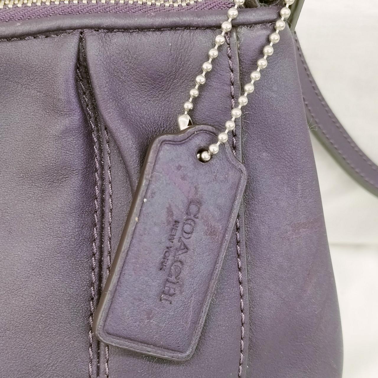 チャーム付き 使用に伴う染みが有ります。