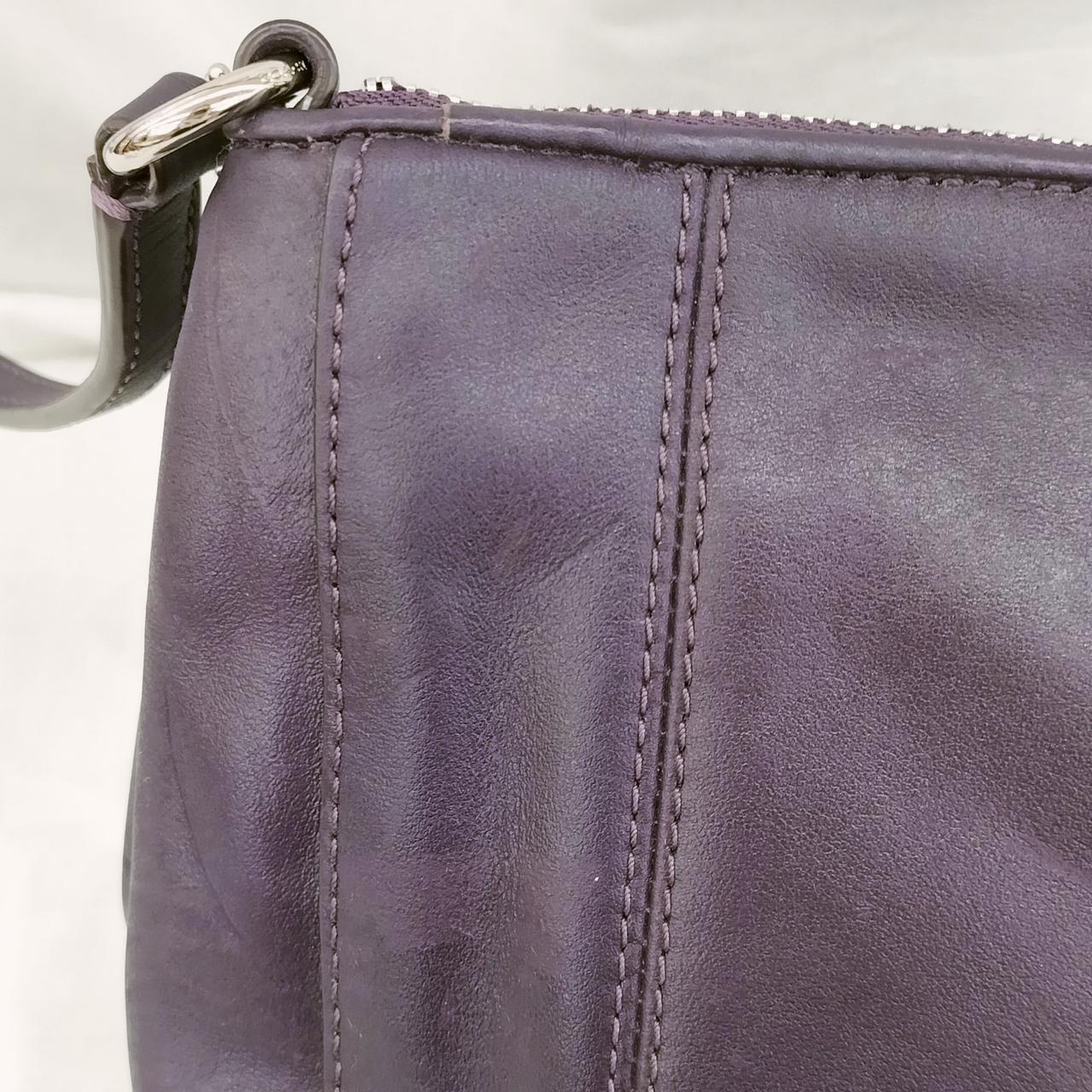 使用に伴うキズ有ります。