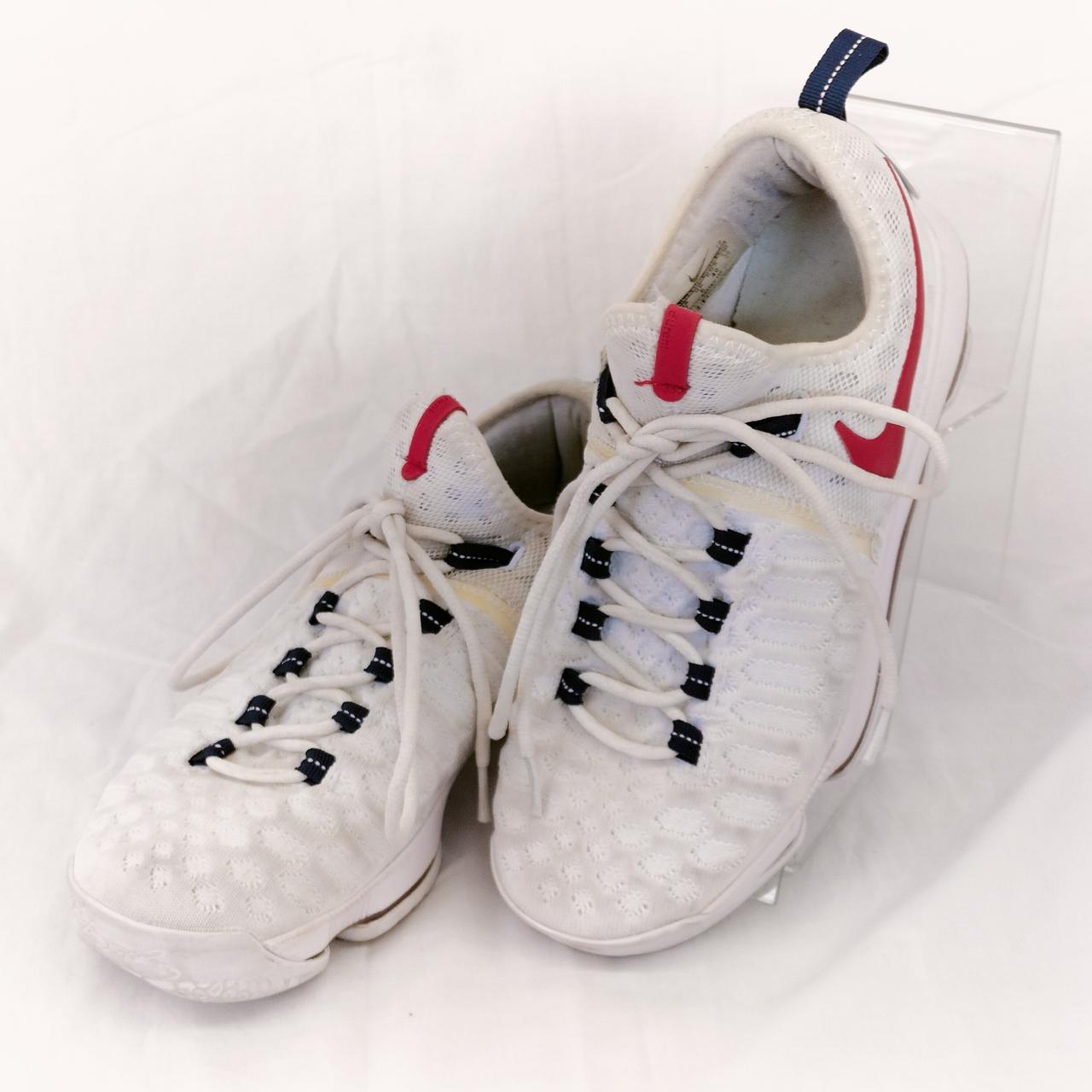 NIKE スニーカー