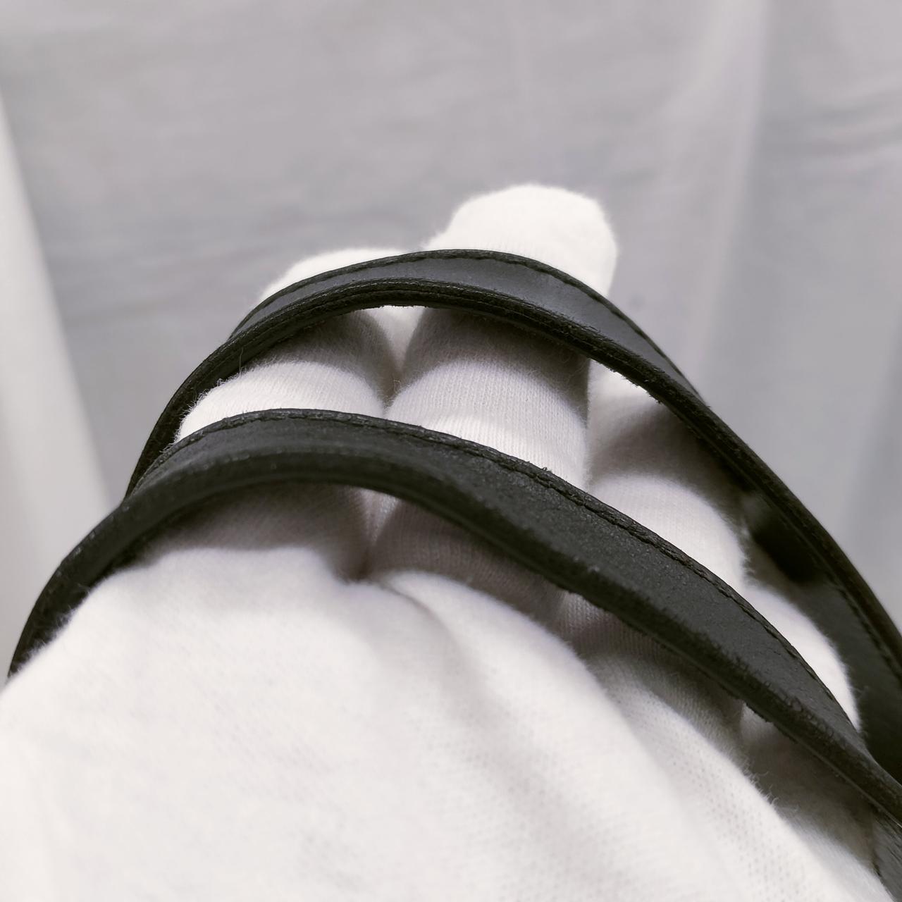 持ち手部分、使用に伴う劣化が有ります。