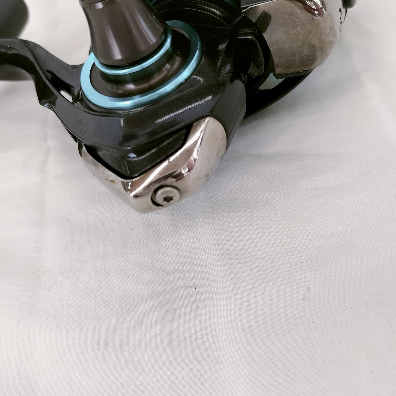 使用に伴うキズ.擦れが有ります。