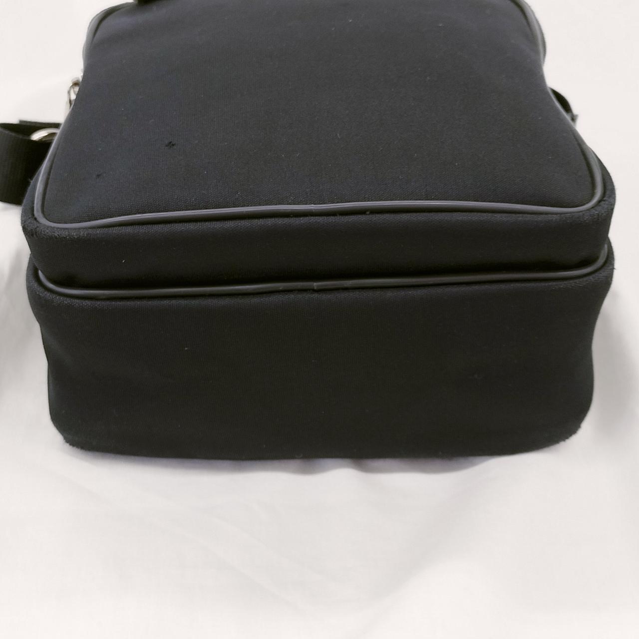 外側、底面から見た状態です。