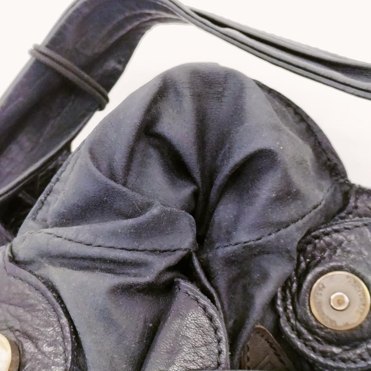 内側劣化によりベタつきや白くなってます