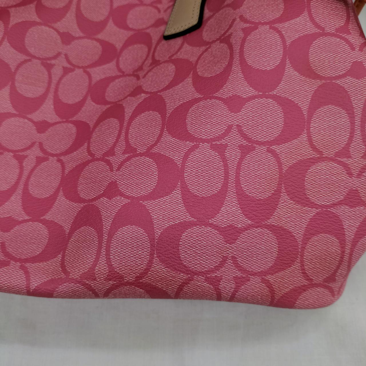 表面に黄色い汚れあり