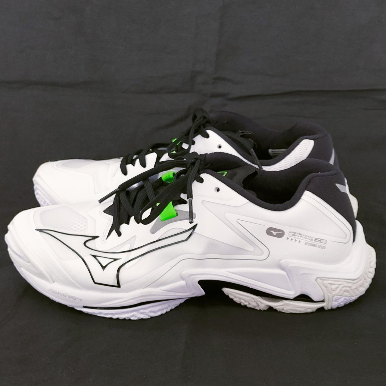Mizuno バレーボールシューズ 24.0 Mizuno バレーボールシューズ 24cm - メルカリ