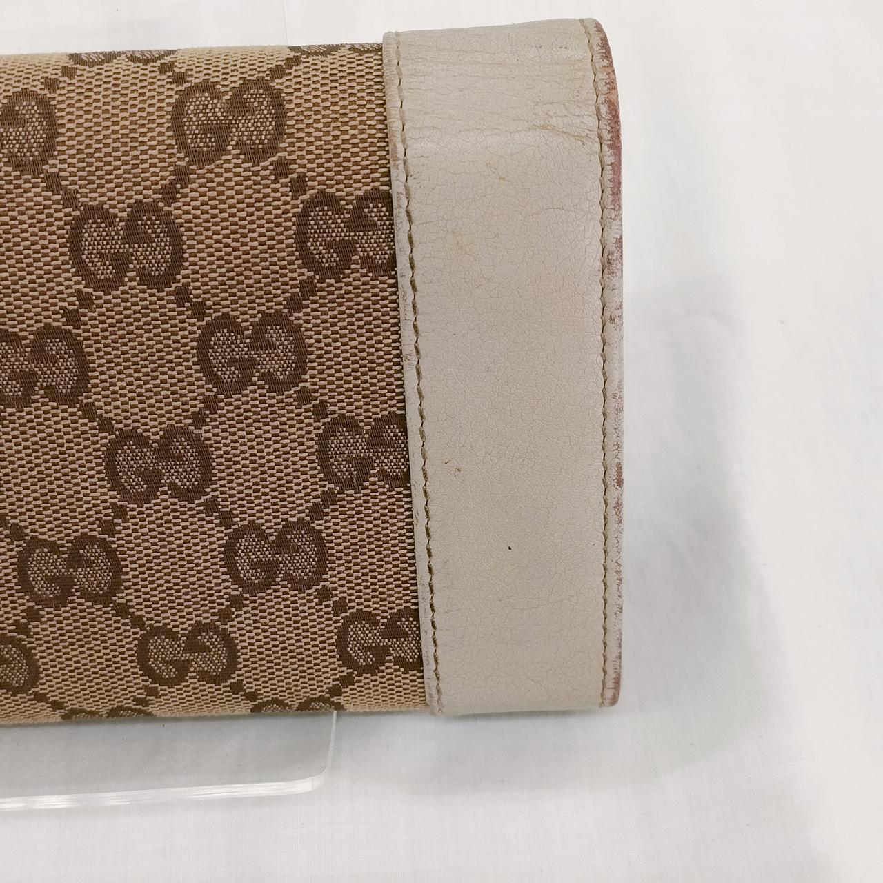 擦れが有ります。