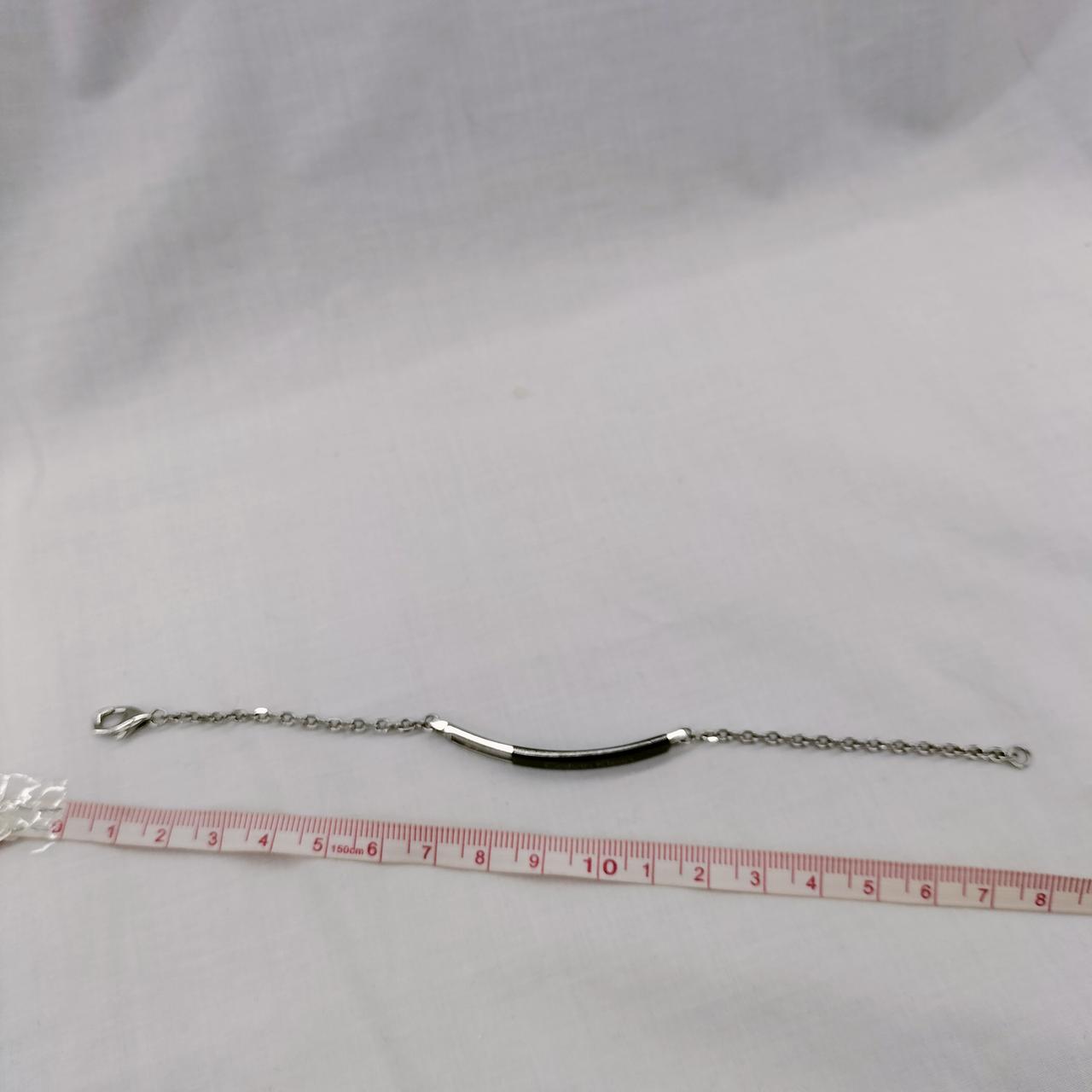 腕回り∶18ｃｍ