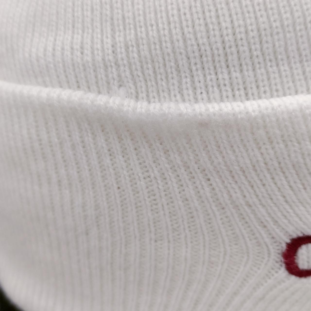 若干、ホツレが有ります。