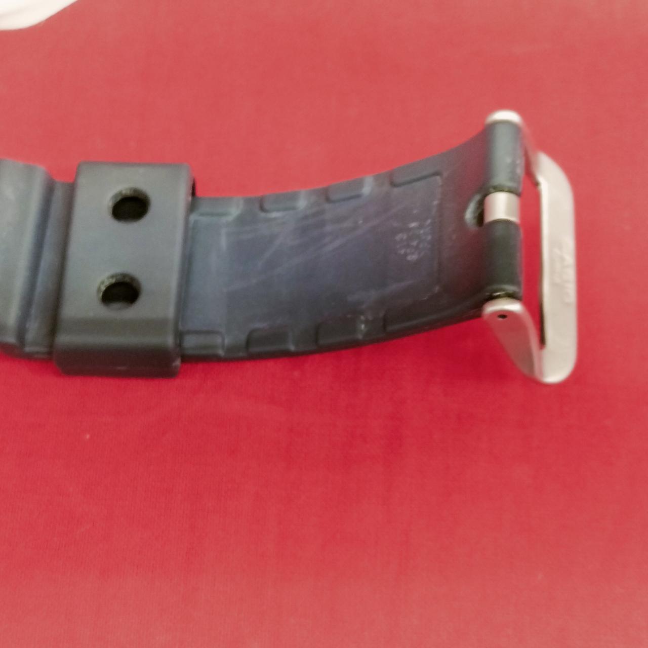 キズ、取れない汚れが有ります。