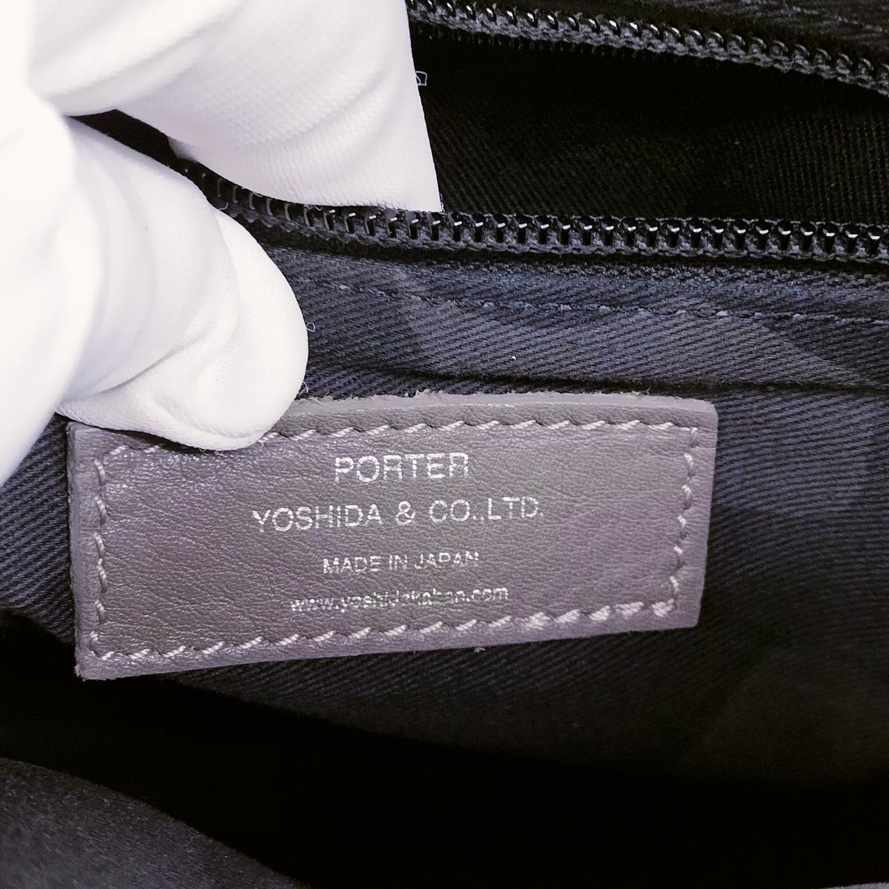 革タグ、刻印有ります。