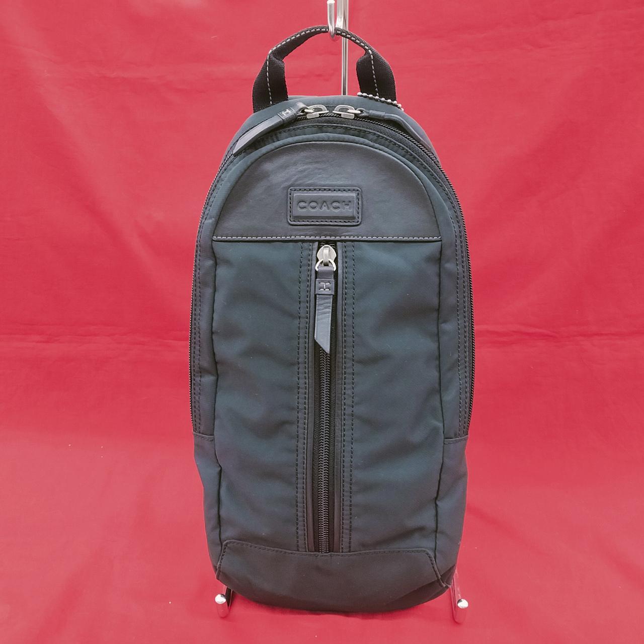 COACH ボディバッグ