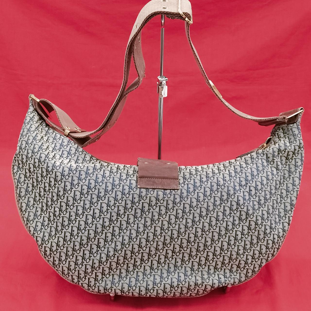 外側、裏面の状態です。