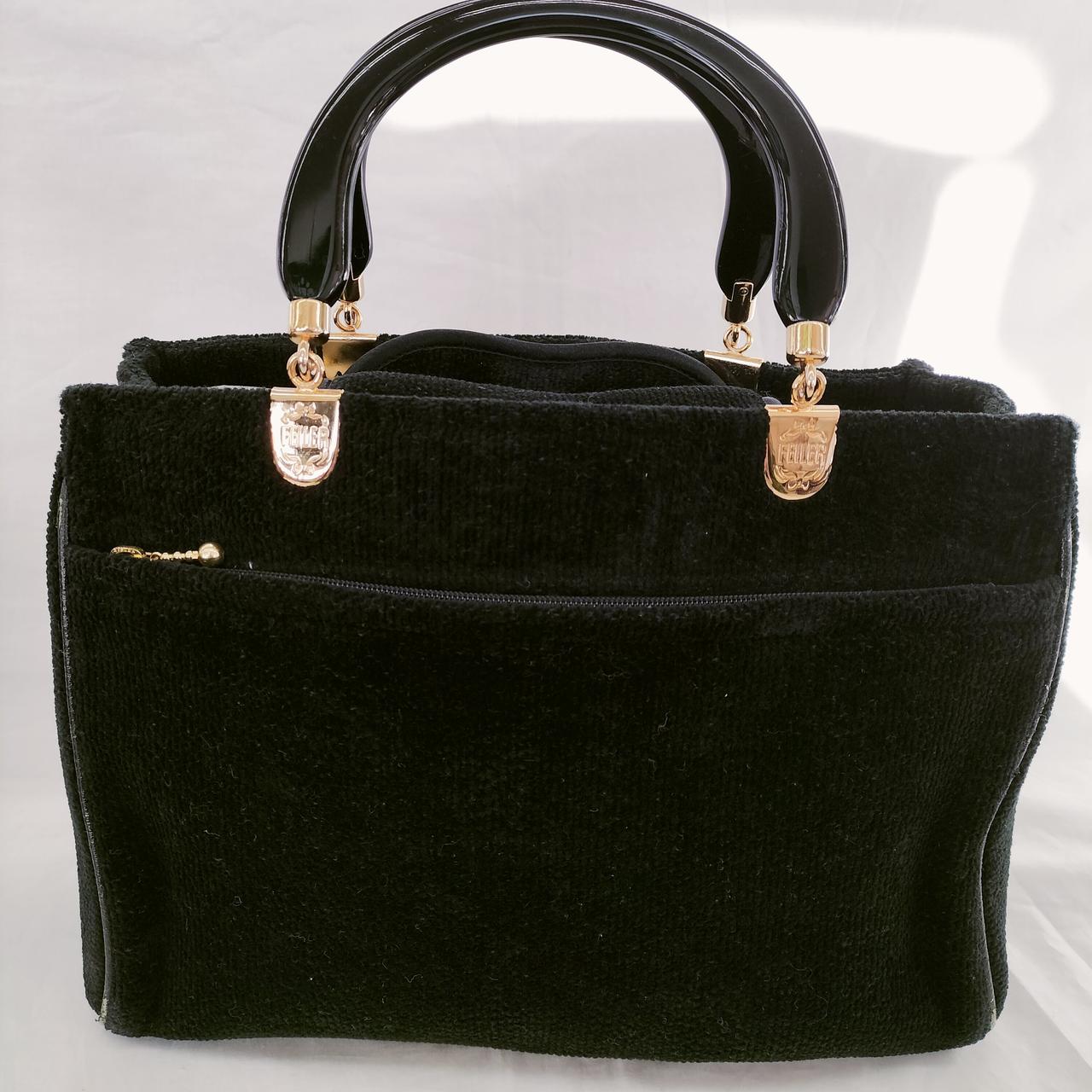 ハンドバッグ背面