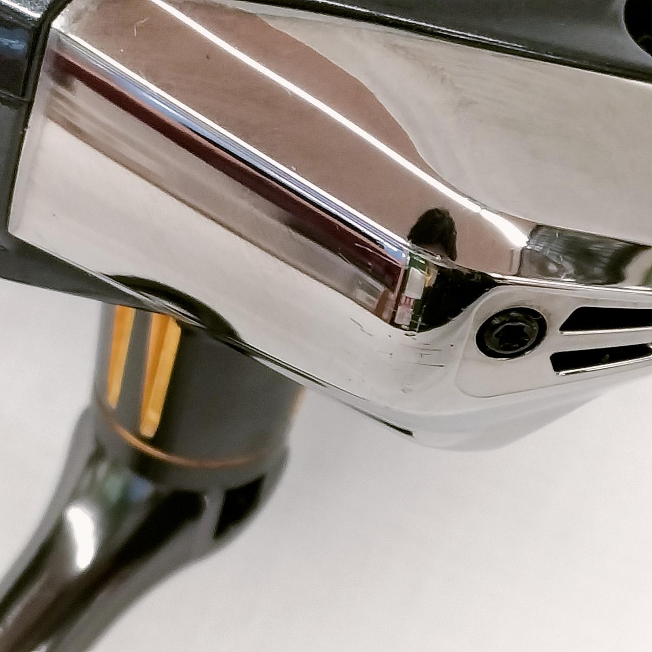 根本に置き擦れが有ります