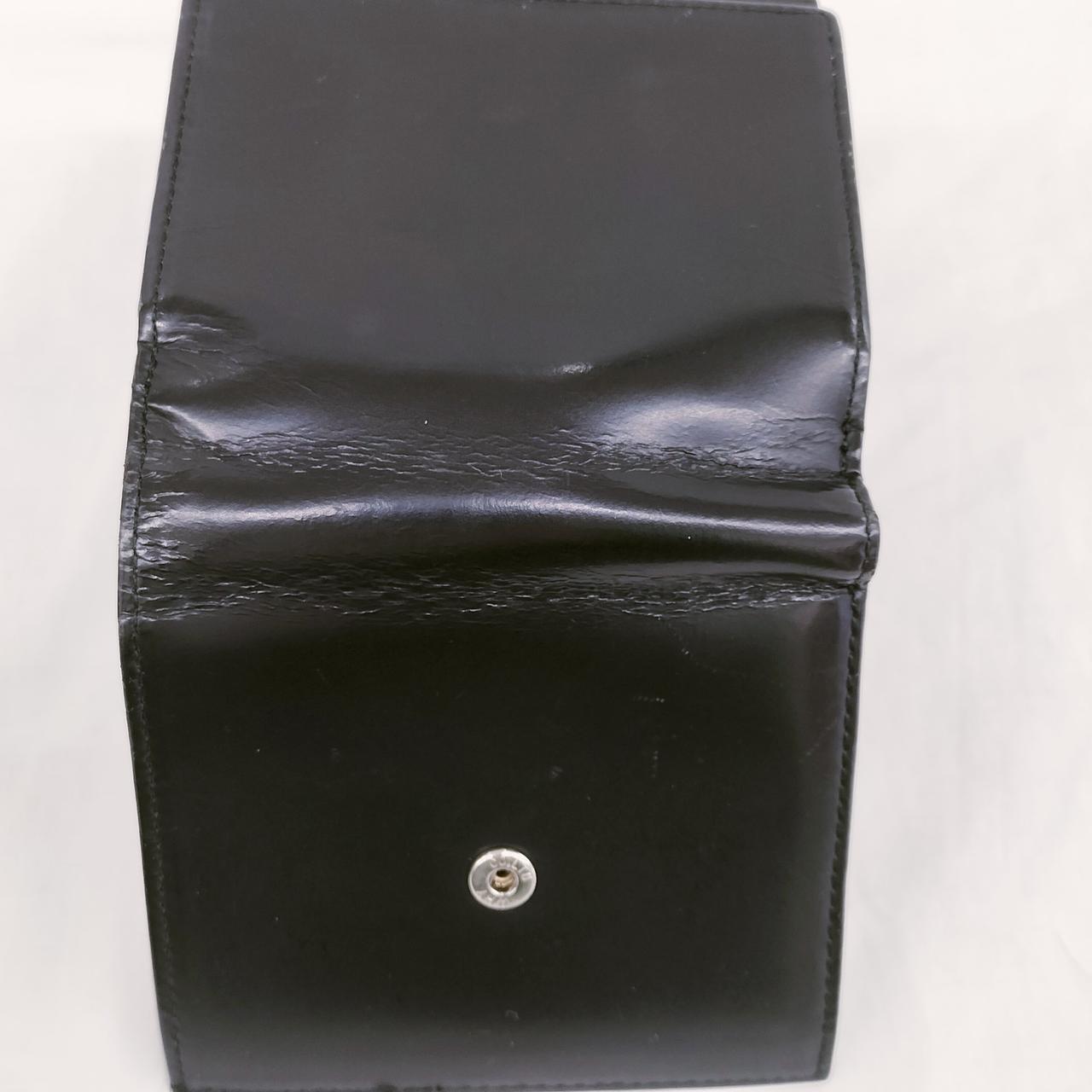 折りシワ有ります