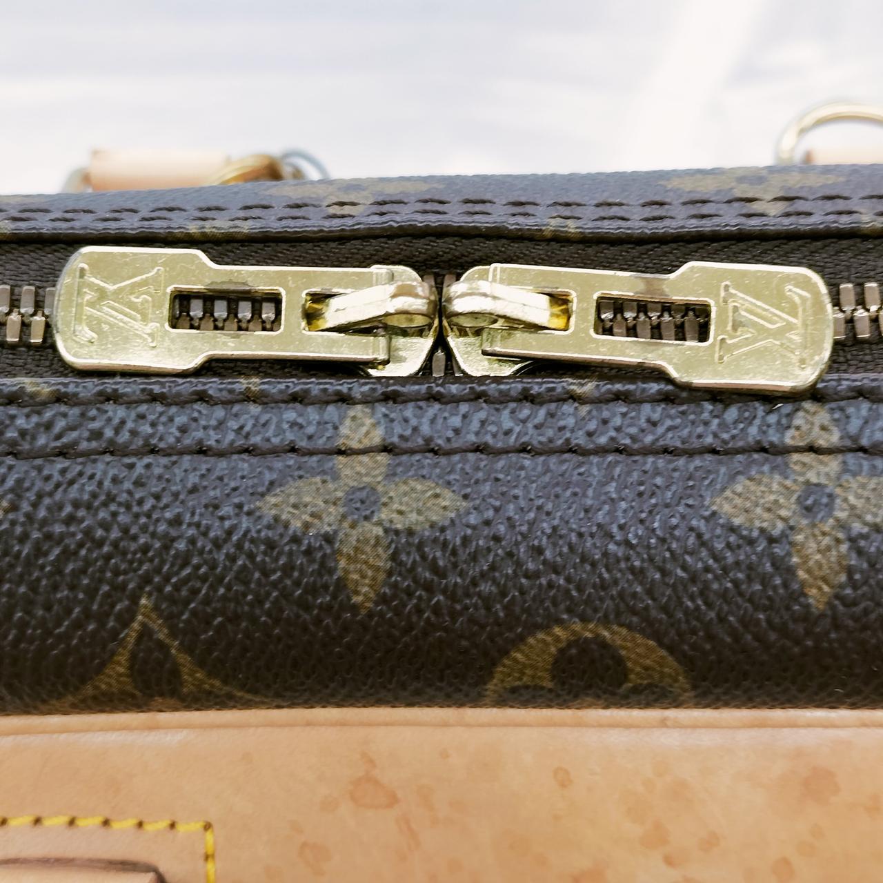 持ち手部分、若干色剥げ有ります。