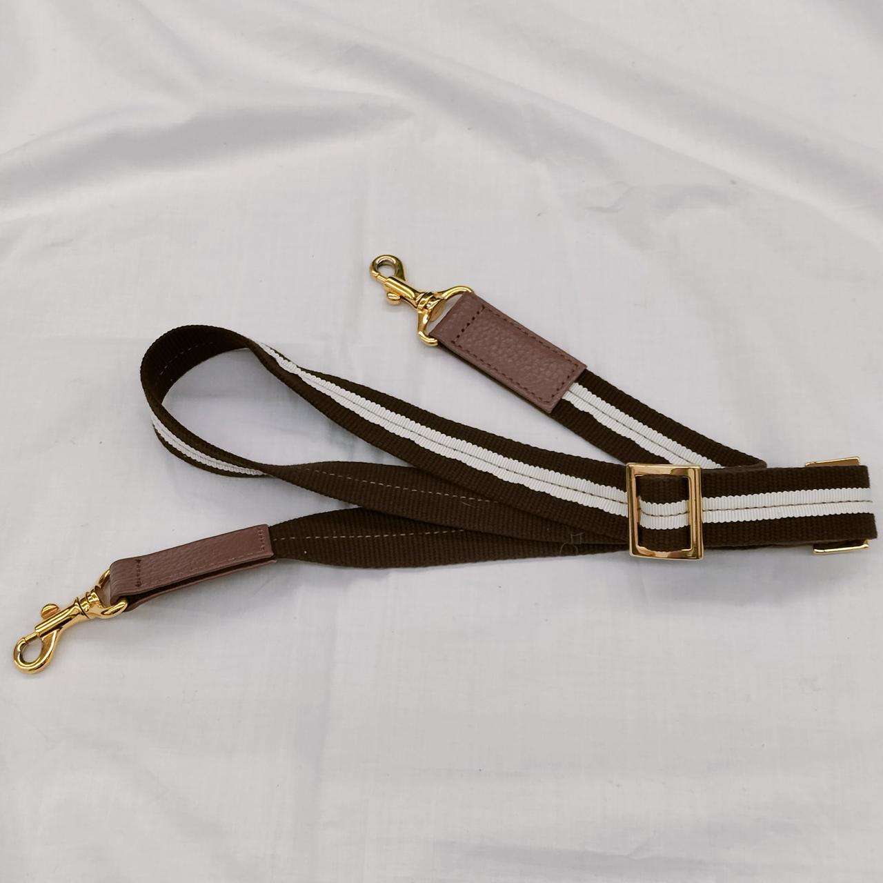 ショルダ‐付き