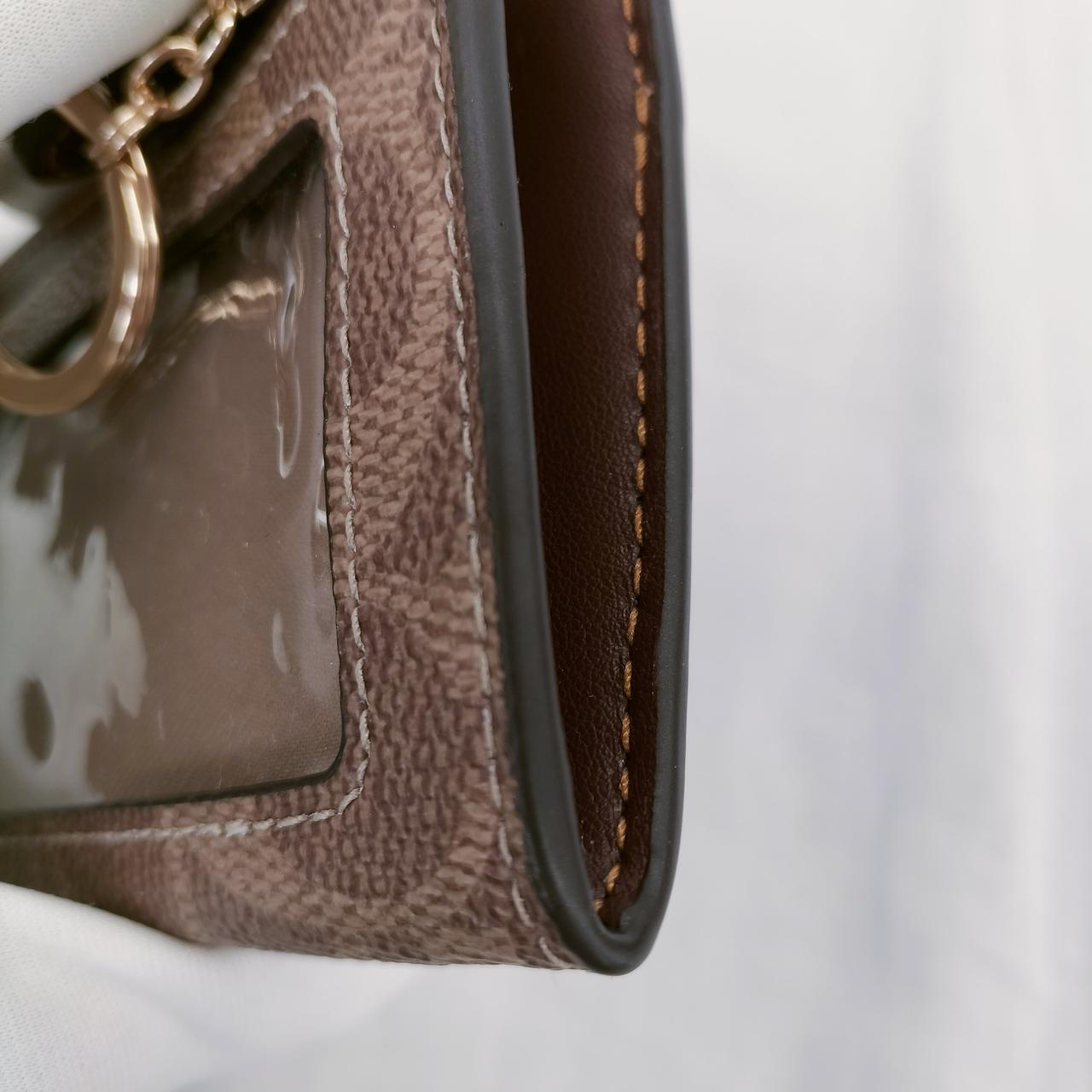 擦れなど無く綺麗です