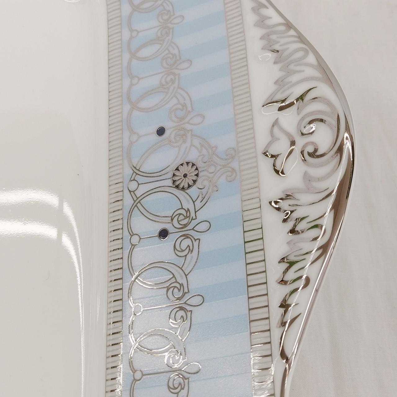 欠けなど無く綺麗です