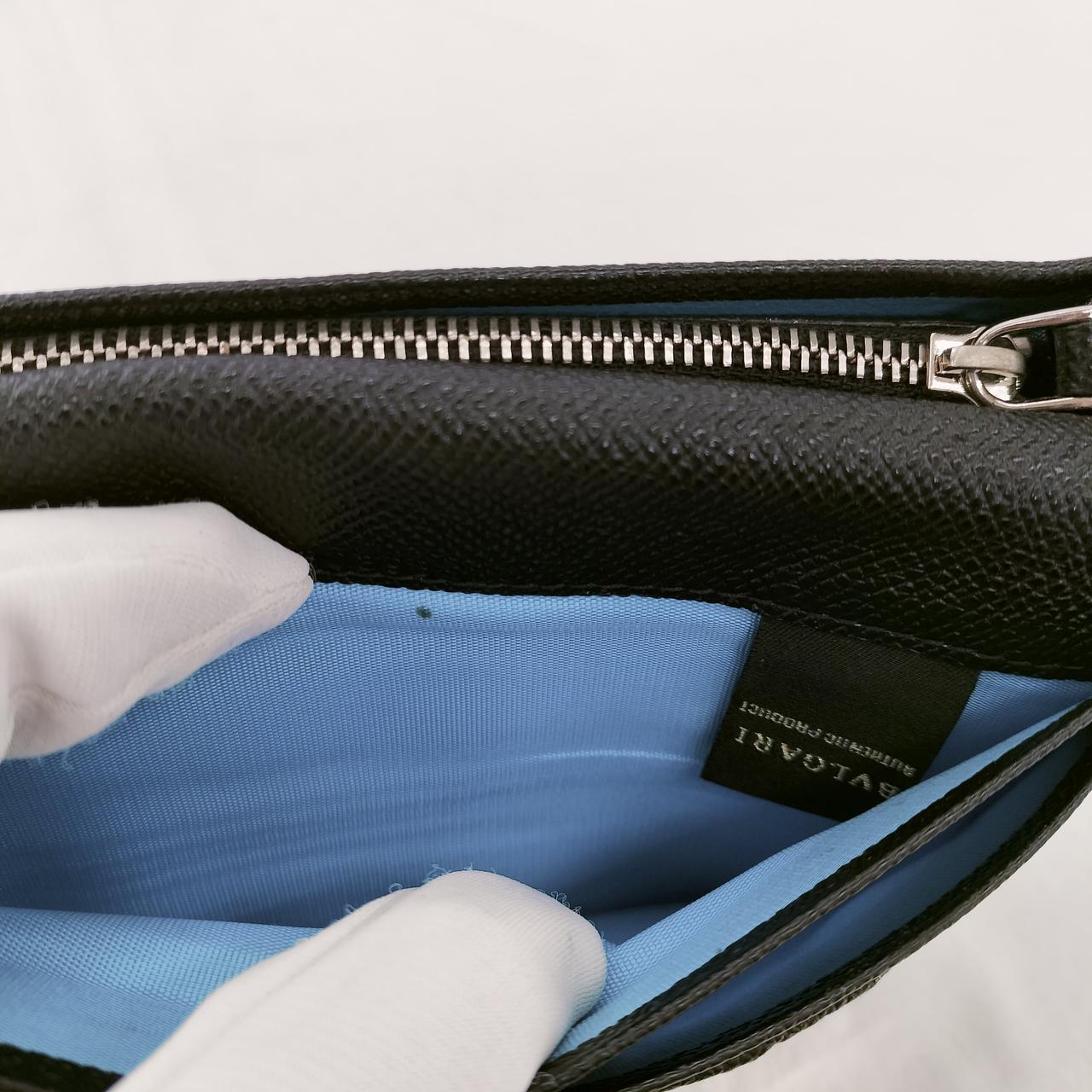 1箇所黒い汚れ有ります