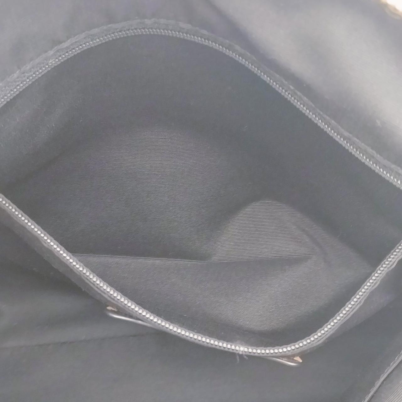 内側→ポケットの状態です。