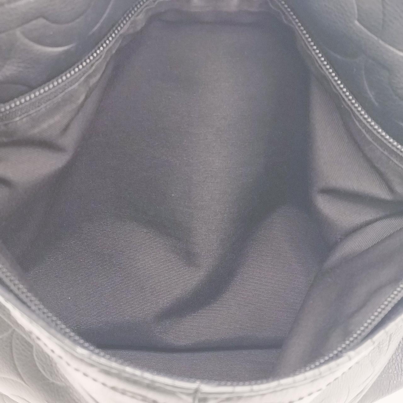 外側→ポケットの状態です。