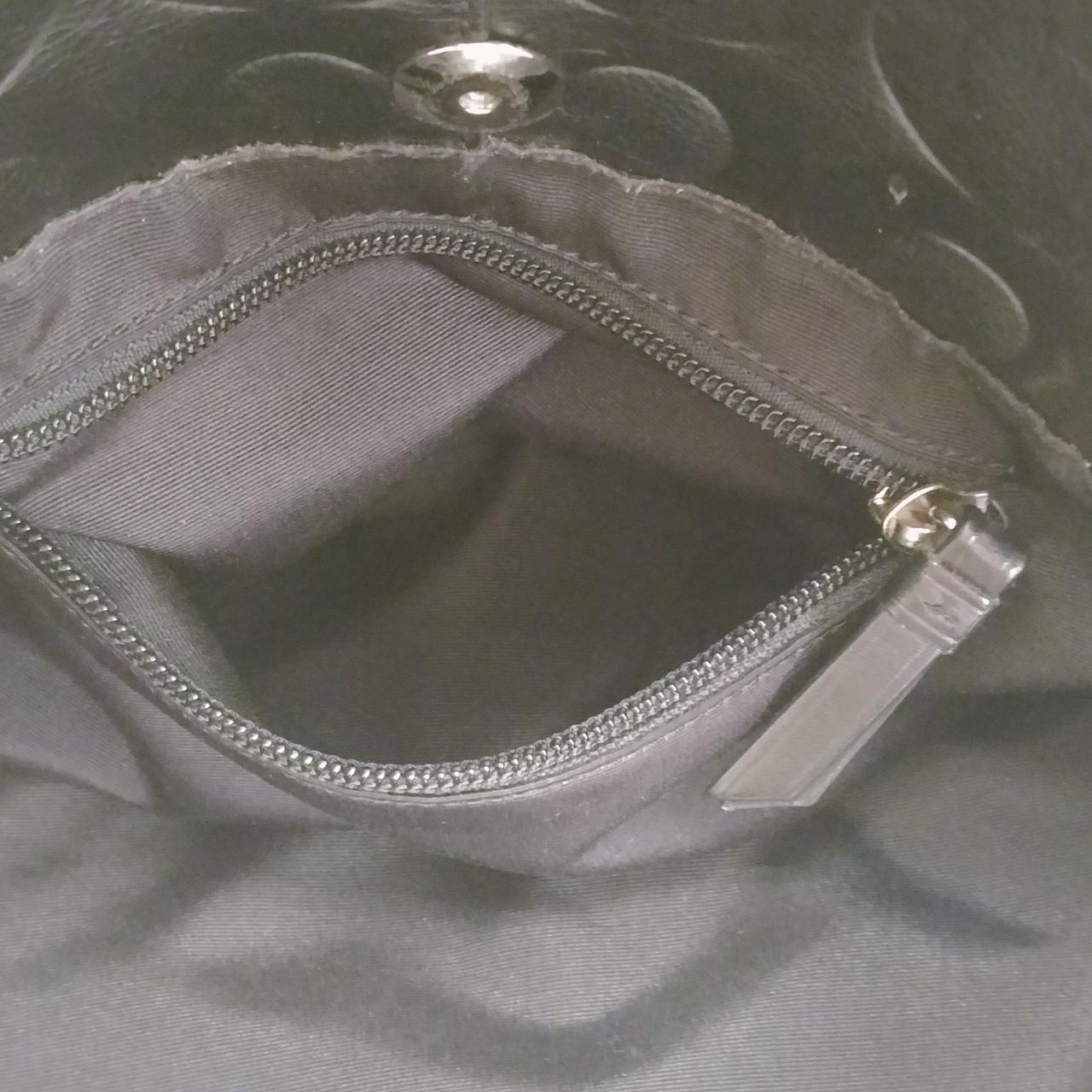 裏面→ポケットの状態です。