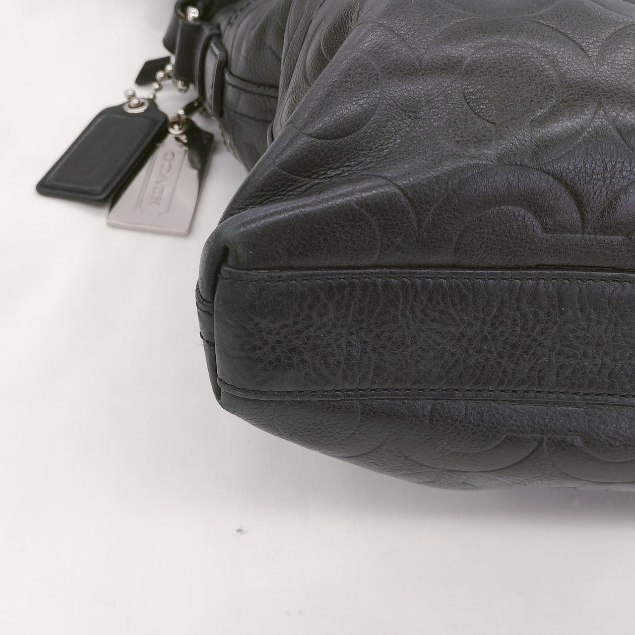 角擦れが有ります。