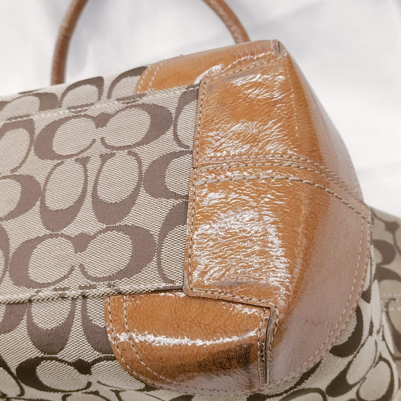 底面→擦れ、染み、キズ等が有ります。