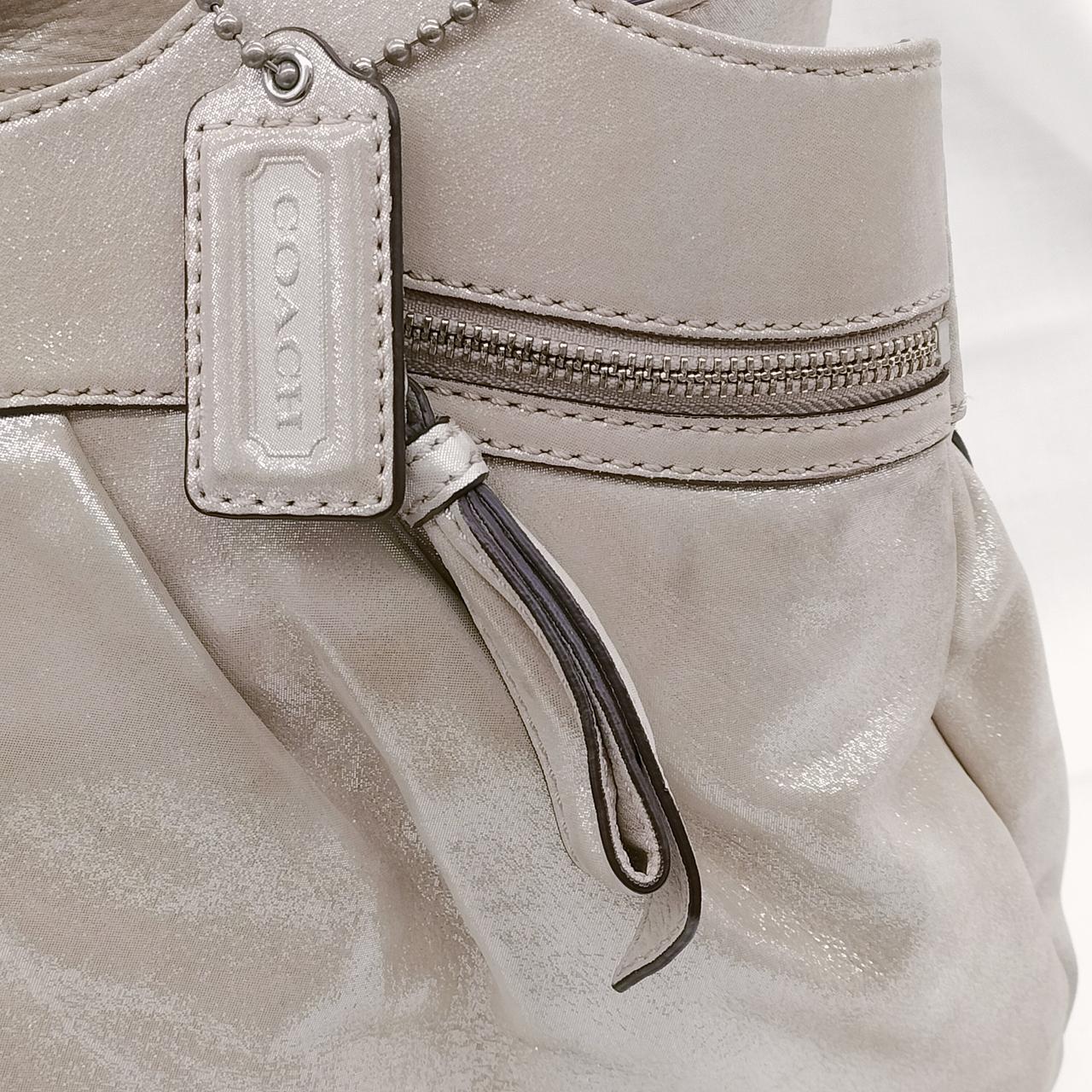 チャーム付 染み、汚れ等が有ります。