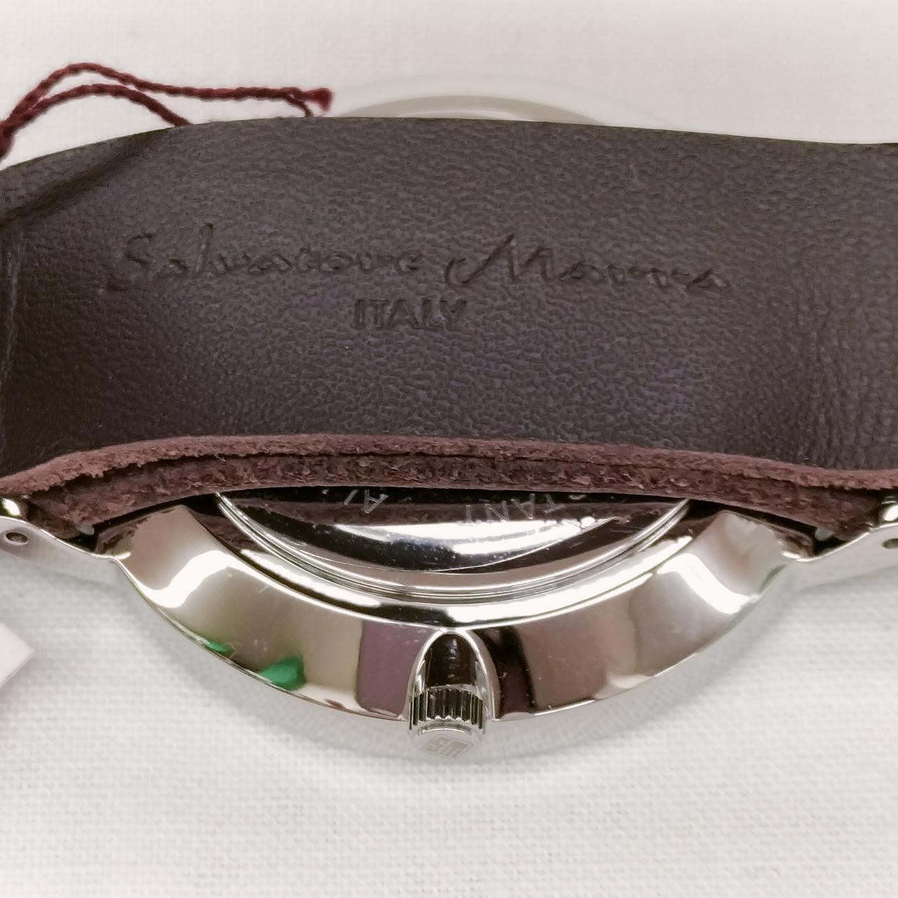 ベルト部分→刻印有ります。