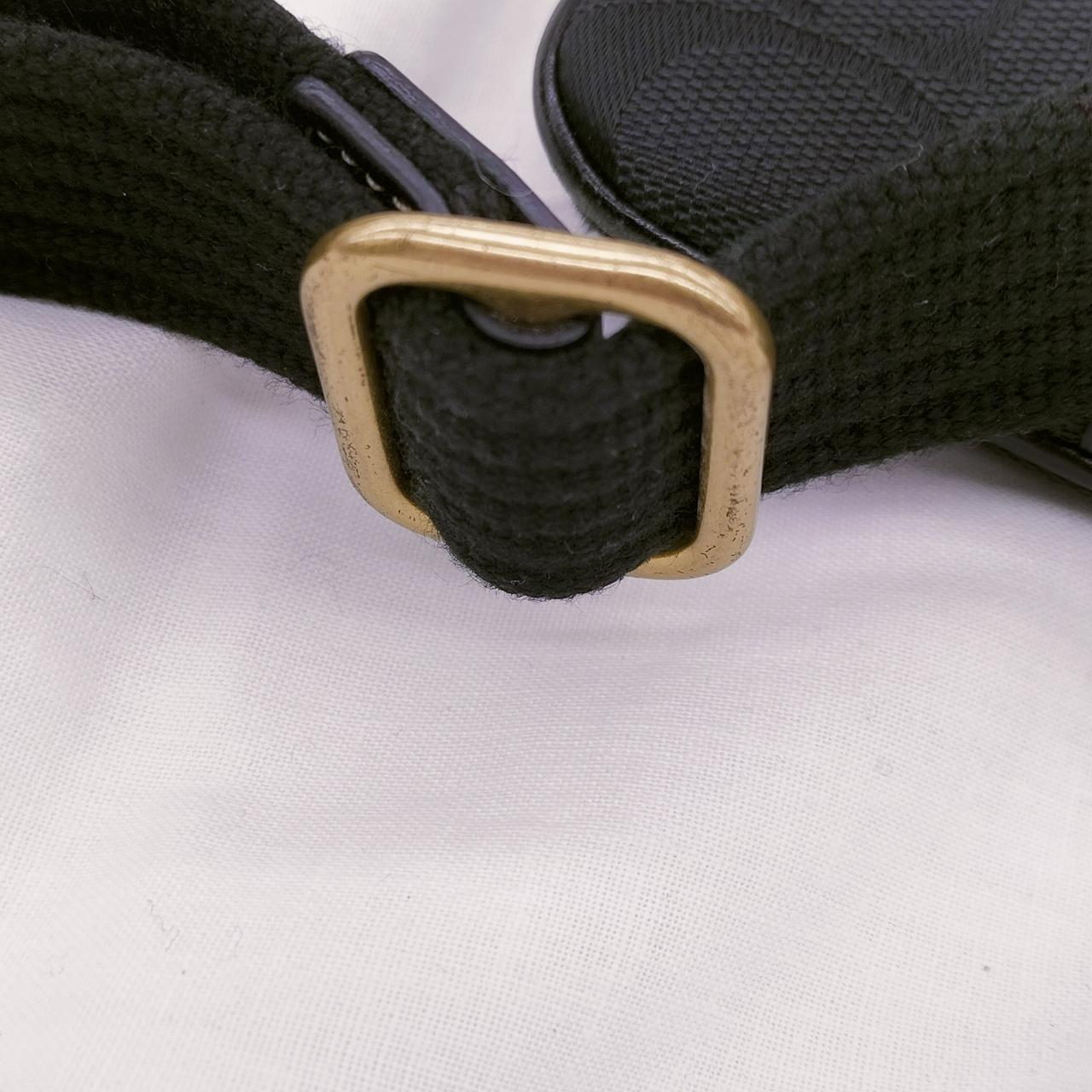 金具の色剥げ有ります。