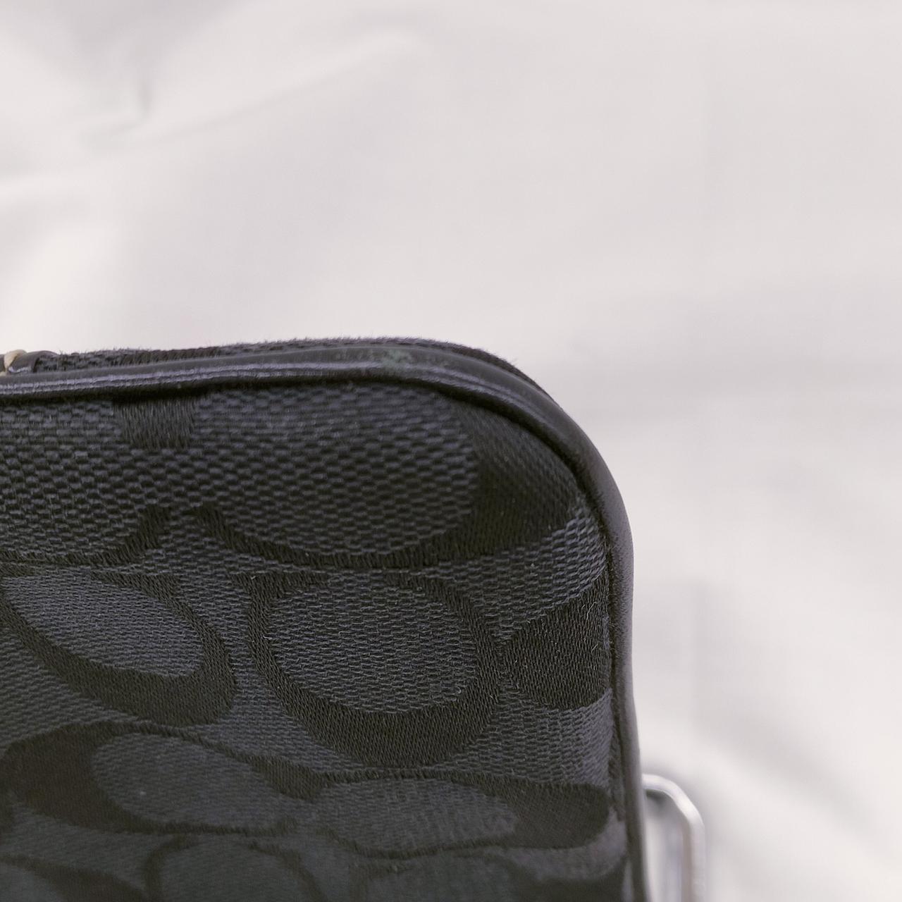 角擦れが有ります。