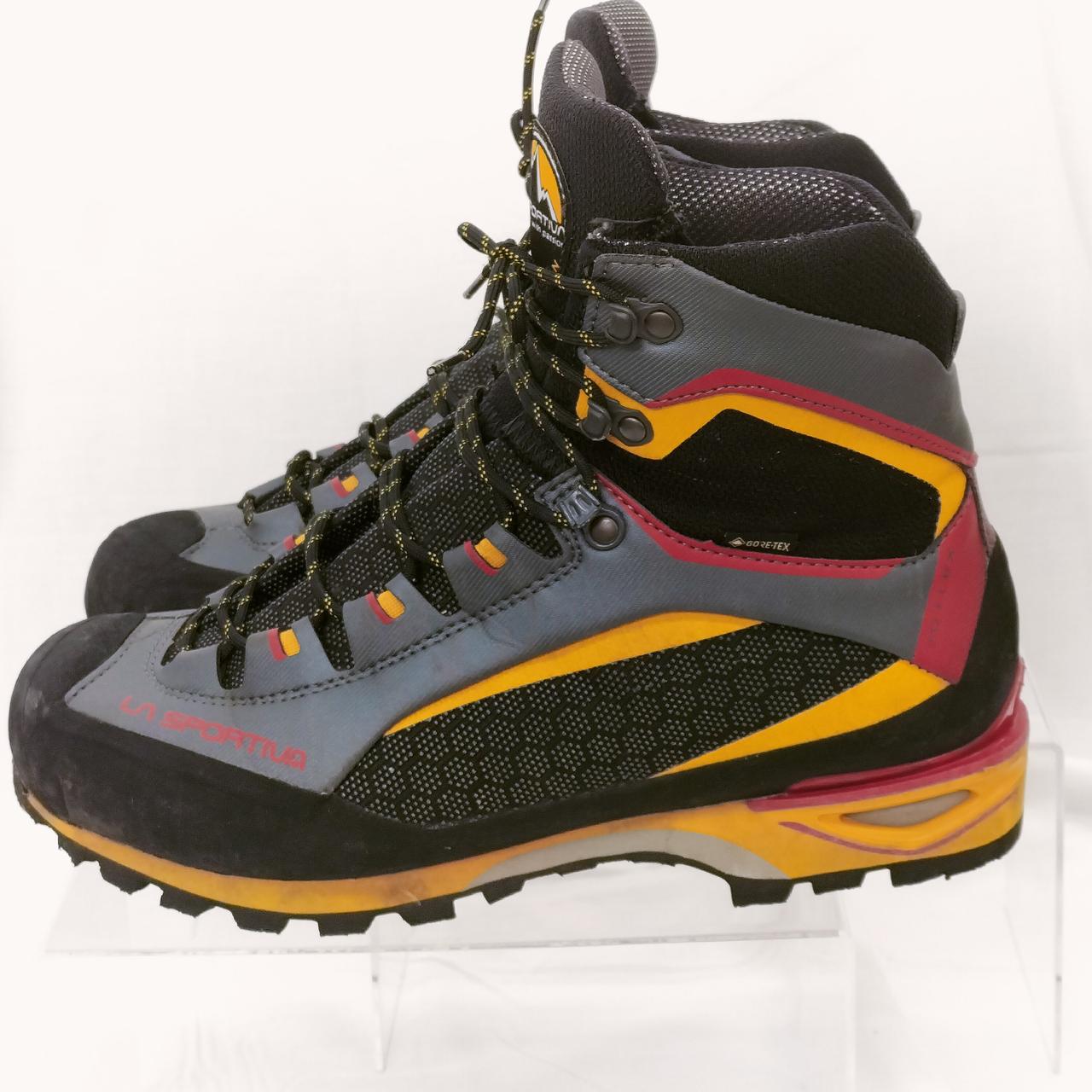 汚れ等が有ります。