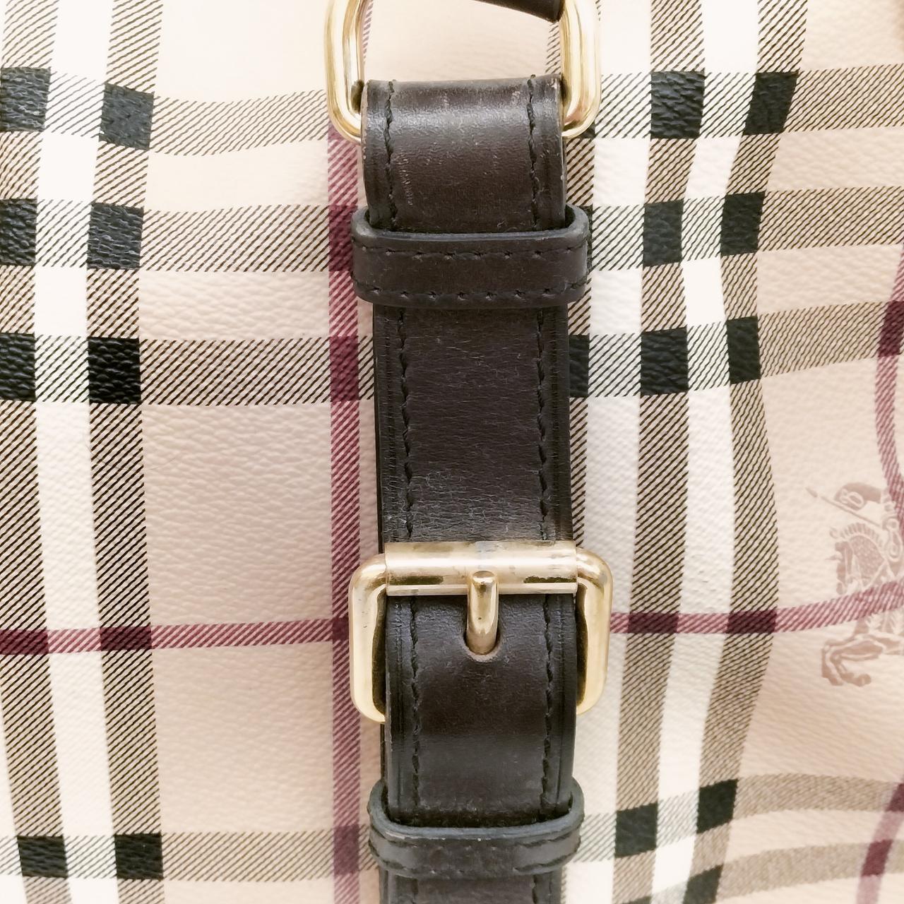 擦れが有ります。