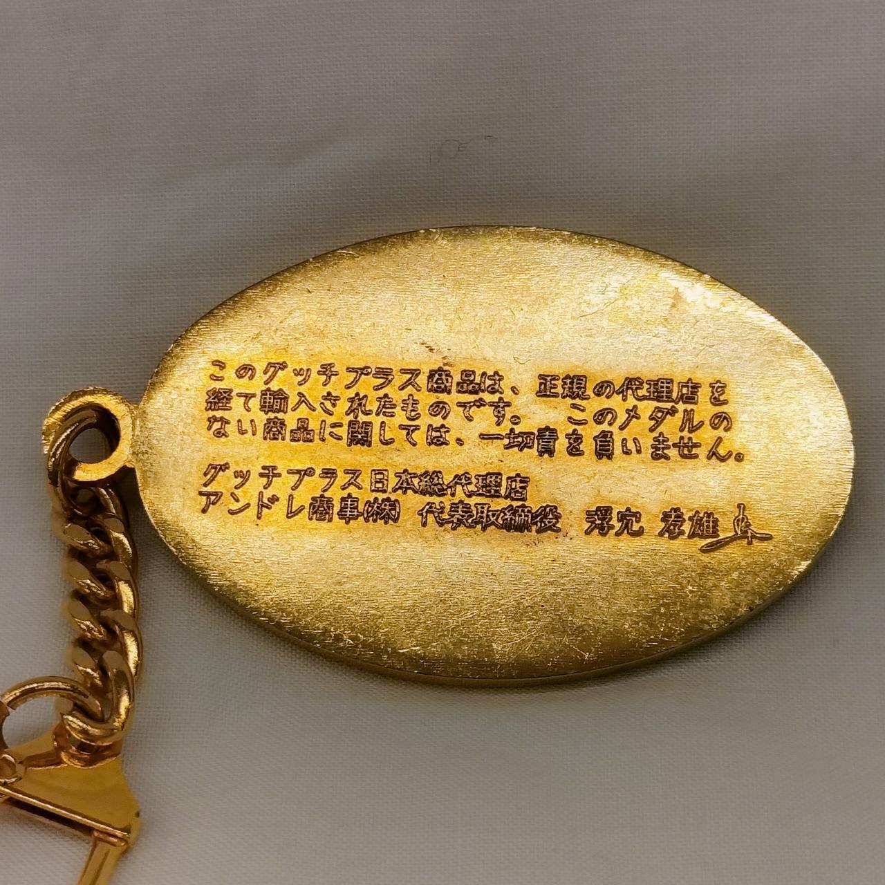 細かなキズ等が有ります。