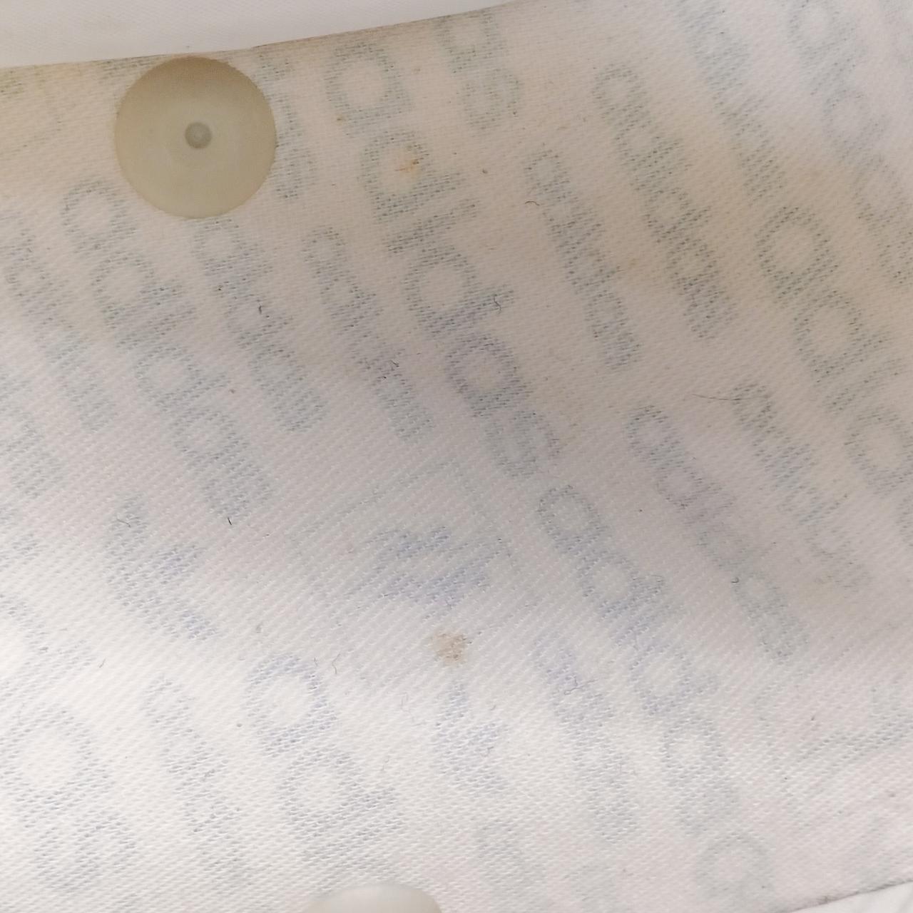 板下部分に染みが有ります。