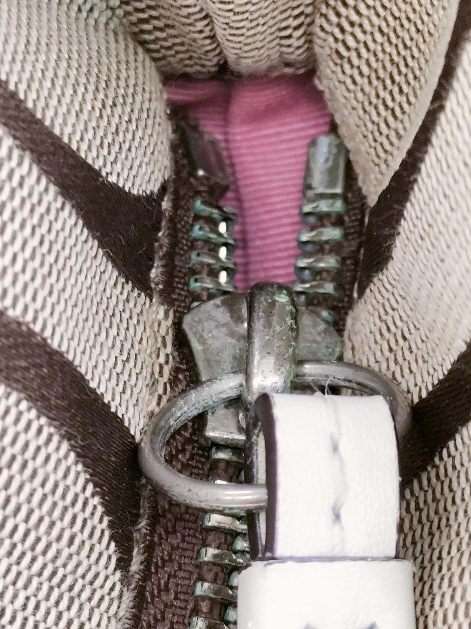 金具、緑錆有ります